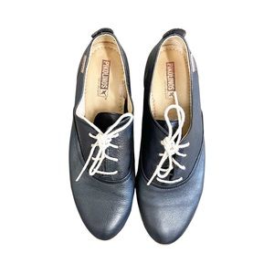 Pikolino’s Black Laced Saddle Shoes